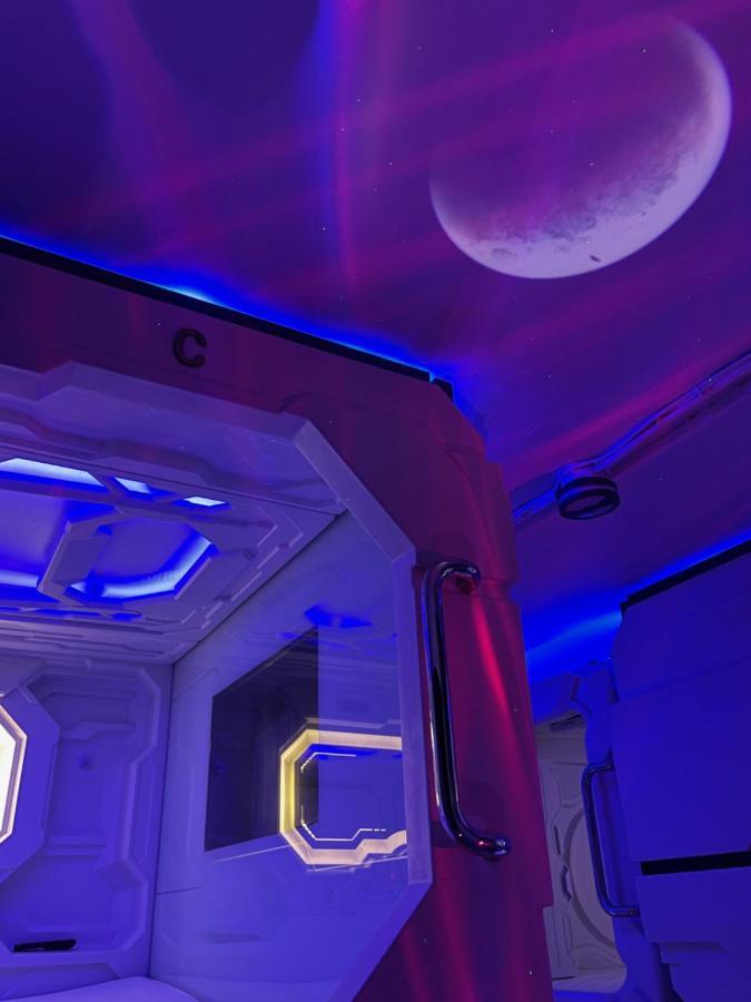 Bmax Spacepods Мактан Екстериор снимка