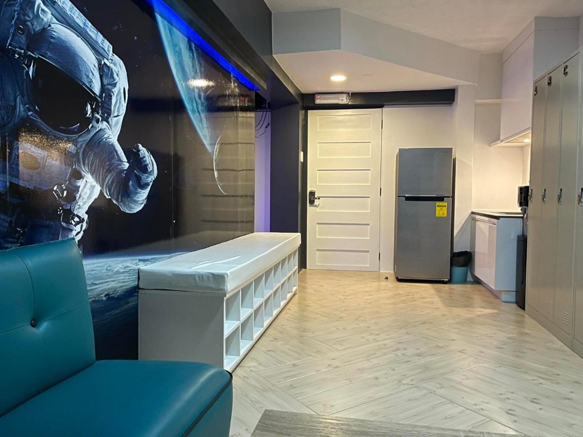 Bmax Spacepods Sleep In Space - 4Mins From Mactan Airport Мактан Екстериор снимка